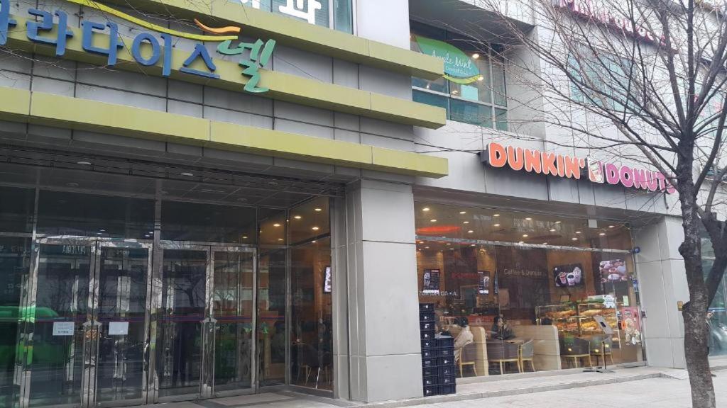 Jsm Studio Hongdae Seoul Bagian luar foto