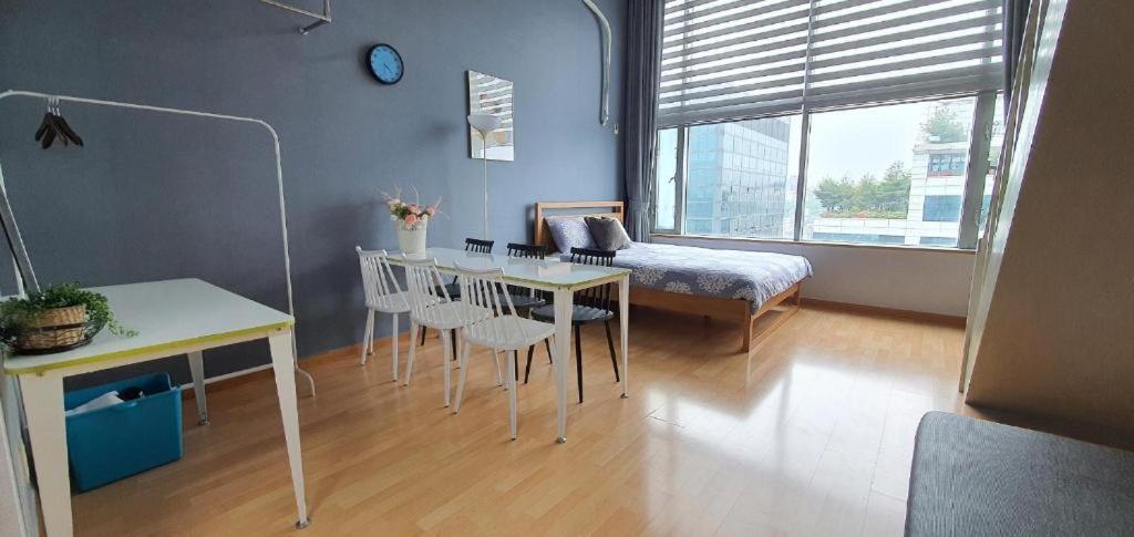 Jsm Studio Hongdae Seoul Bagian luar foto